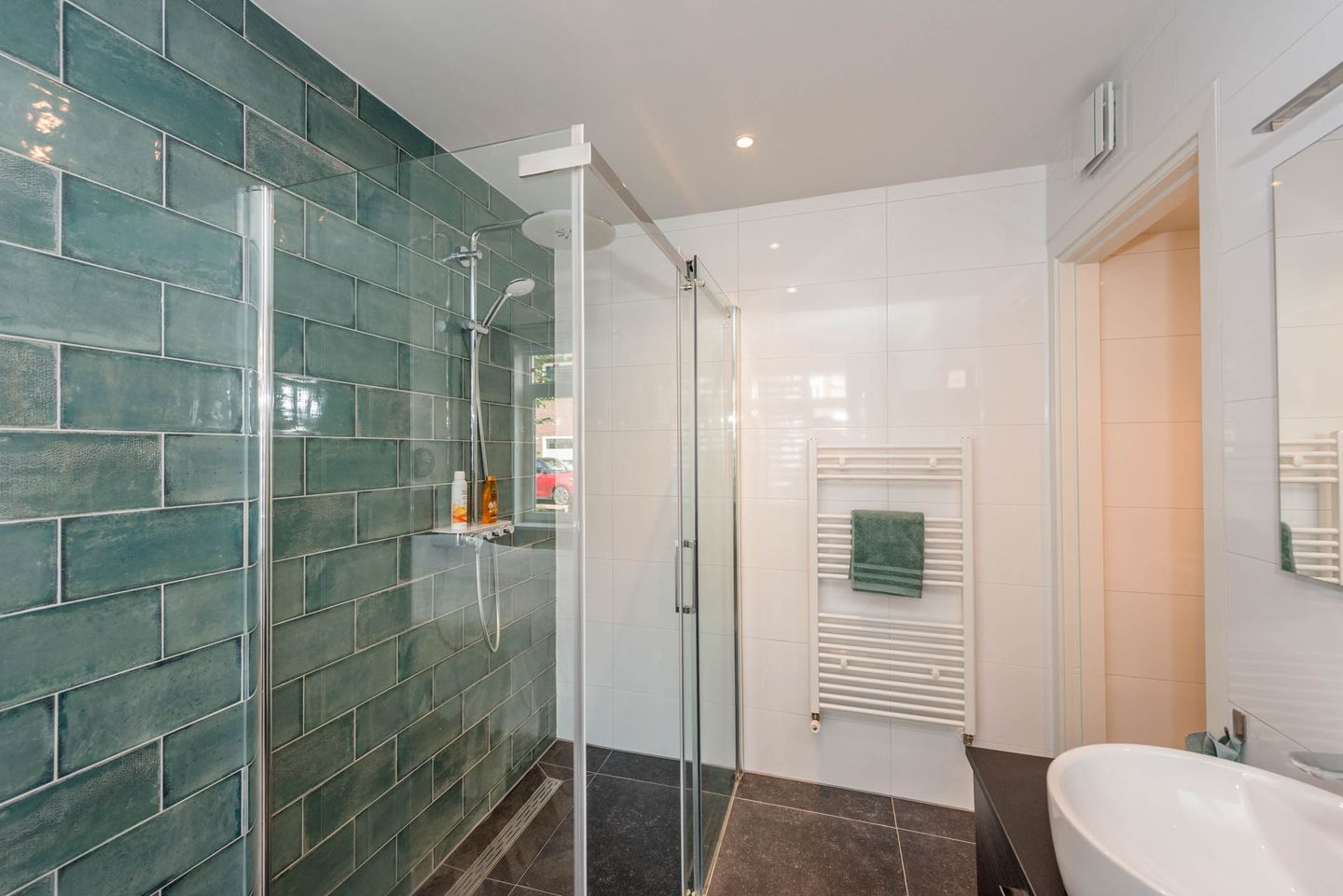 Foto 5 van Van Nieveltstraat 19