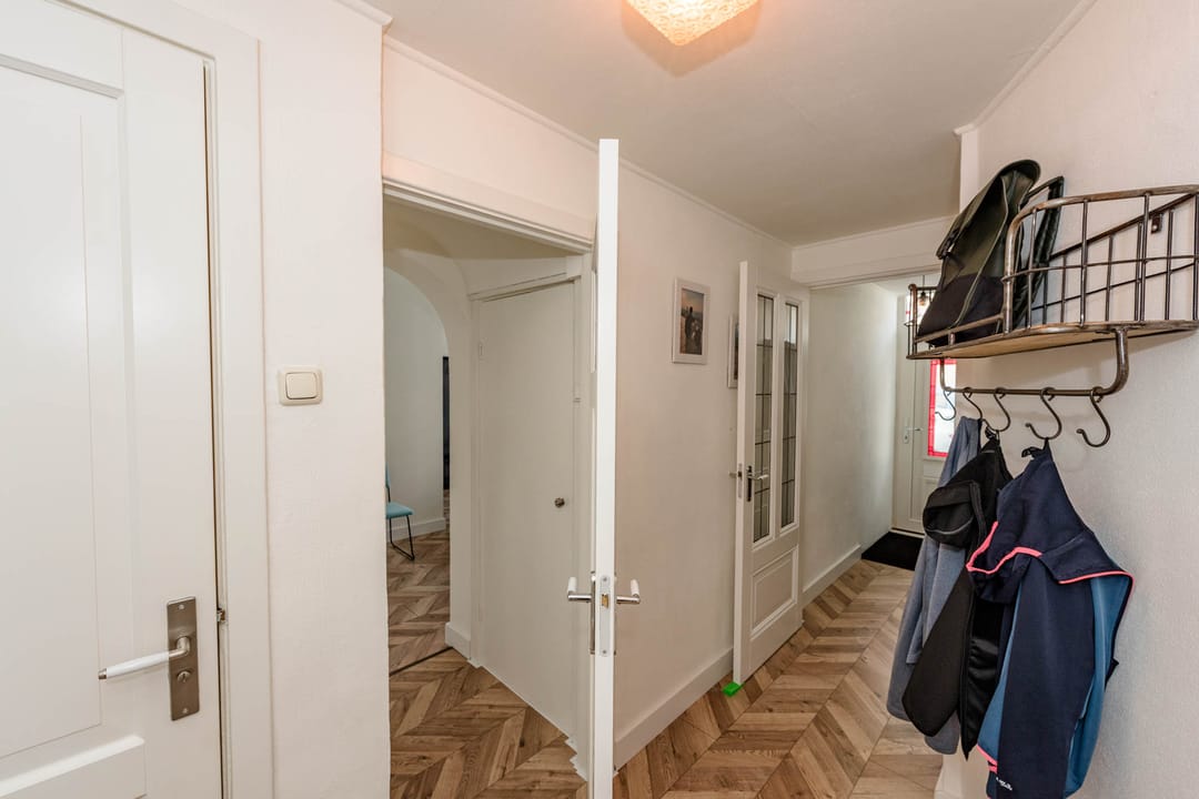 Foto 8 van Van Nieveltstraat 19