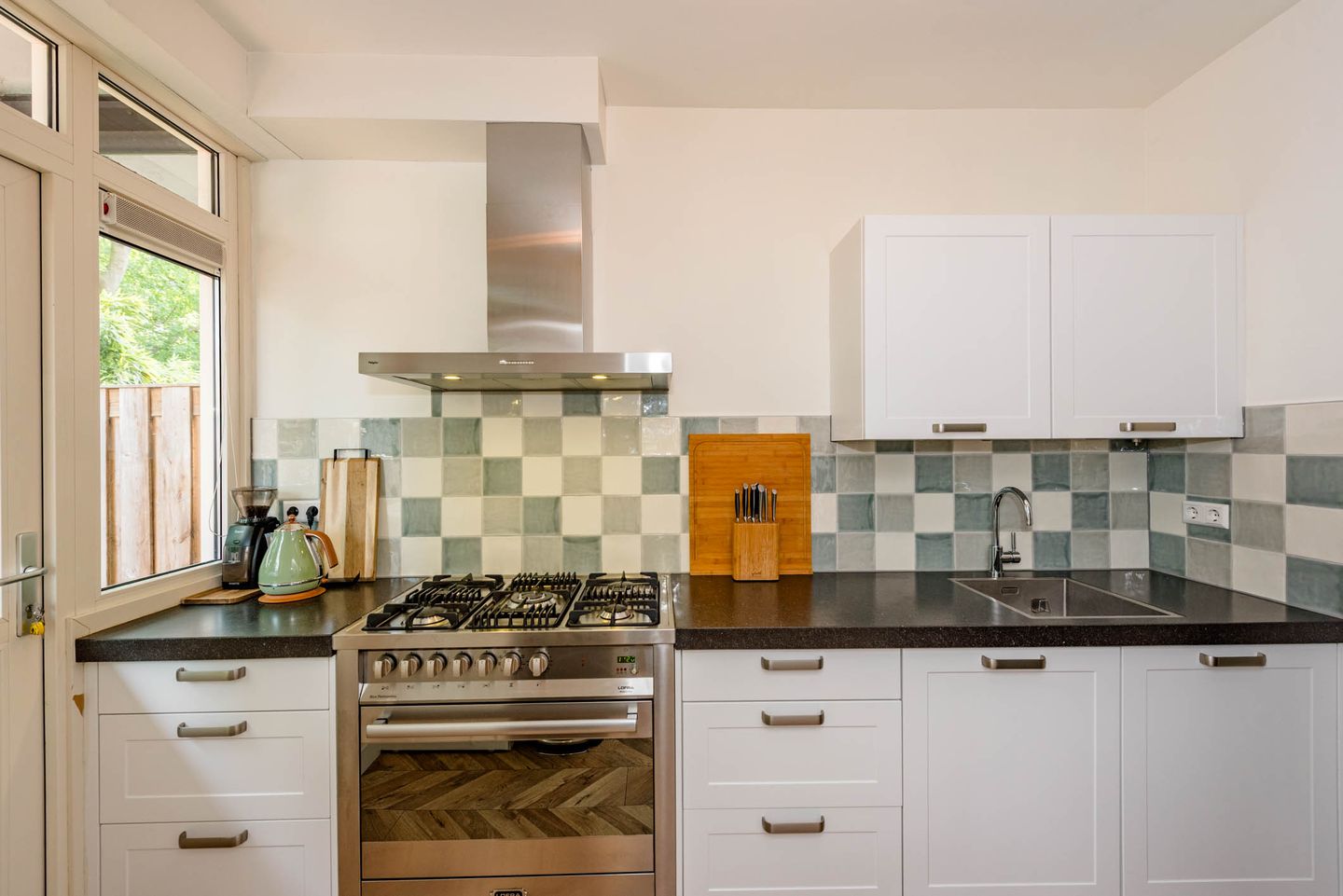 Foto 19 van Van Nieveltstraat 19