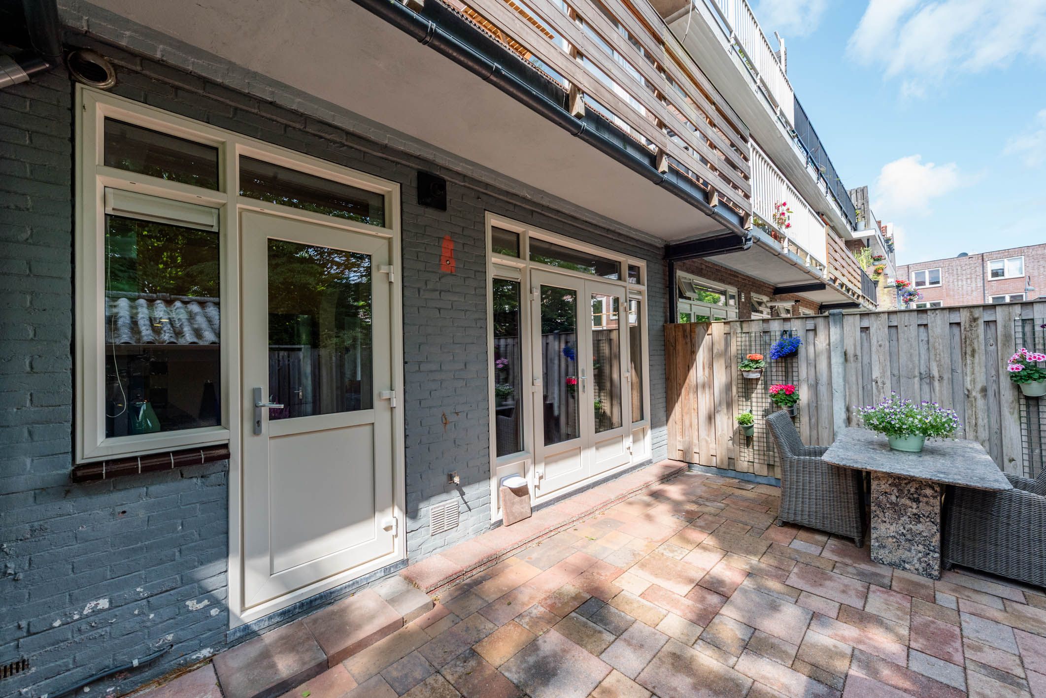 Foto 21 van Van Nieveltstraat 19