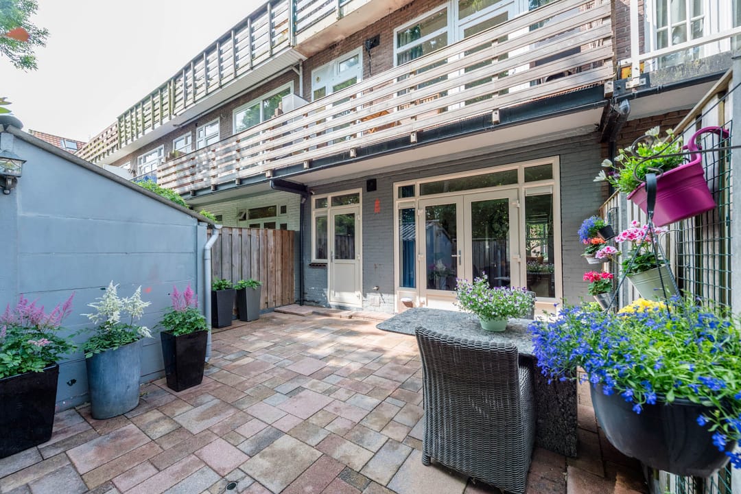 Foto 22 van Van Nieveltstraat 19