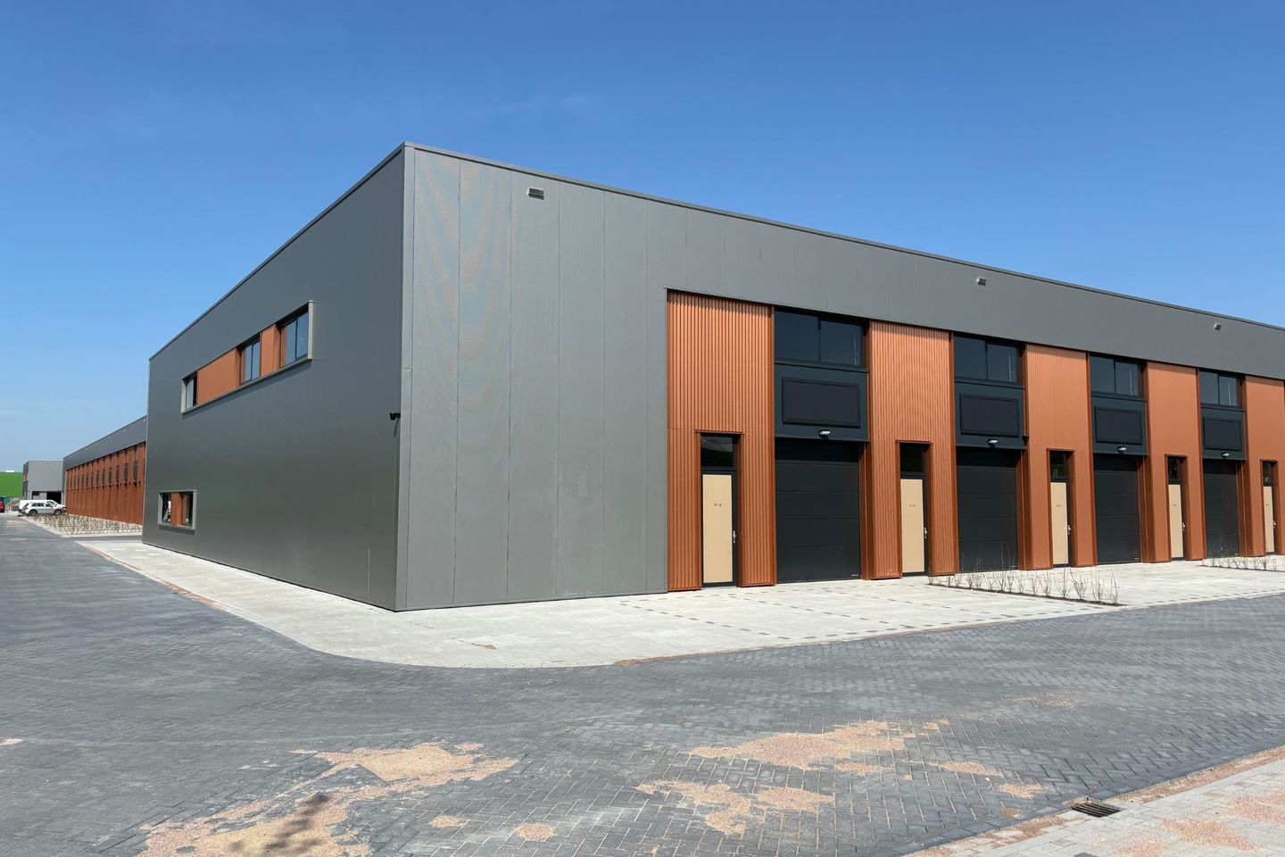 View photo 1 of Agriport 11-12