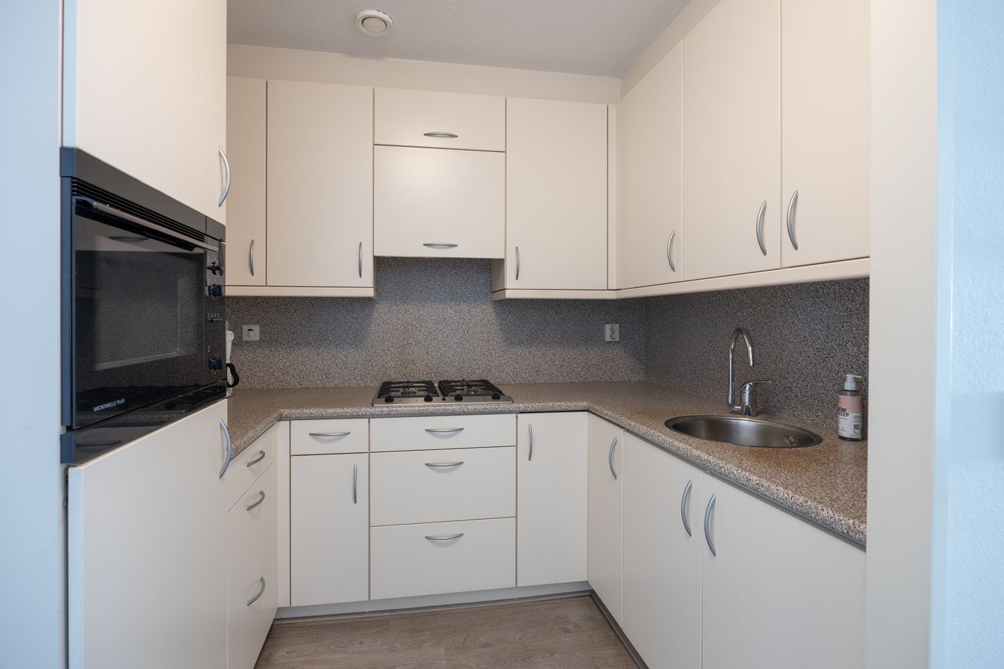 Foto 19 van Waldhoornlaan 33-C