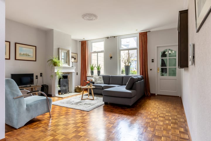 Photo 2 of Dorpsstraat 39