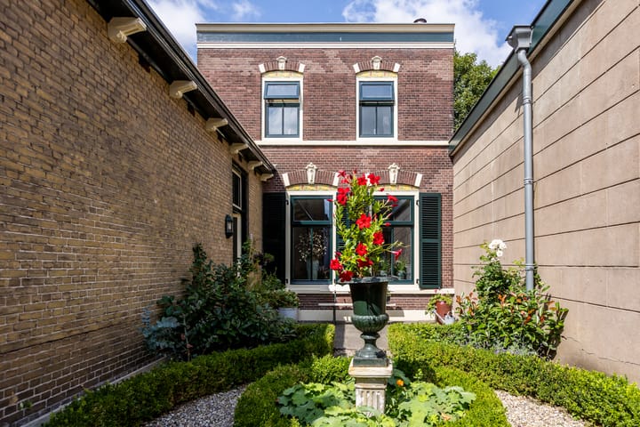 Photo 8 of Dorpsstraat 39