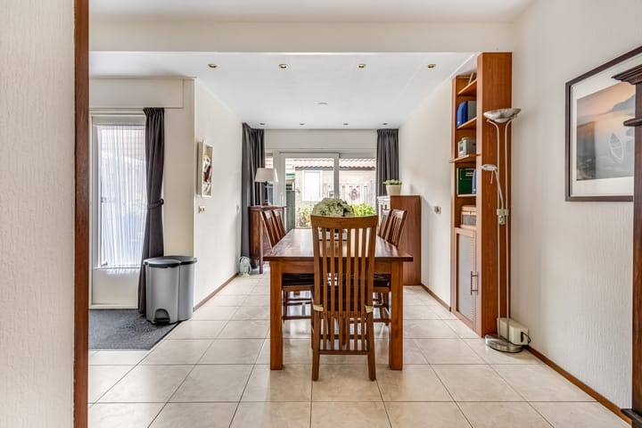 Foto 9 van Veldbeeklaan 12