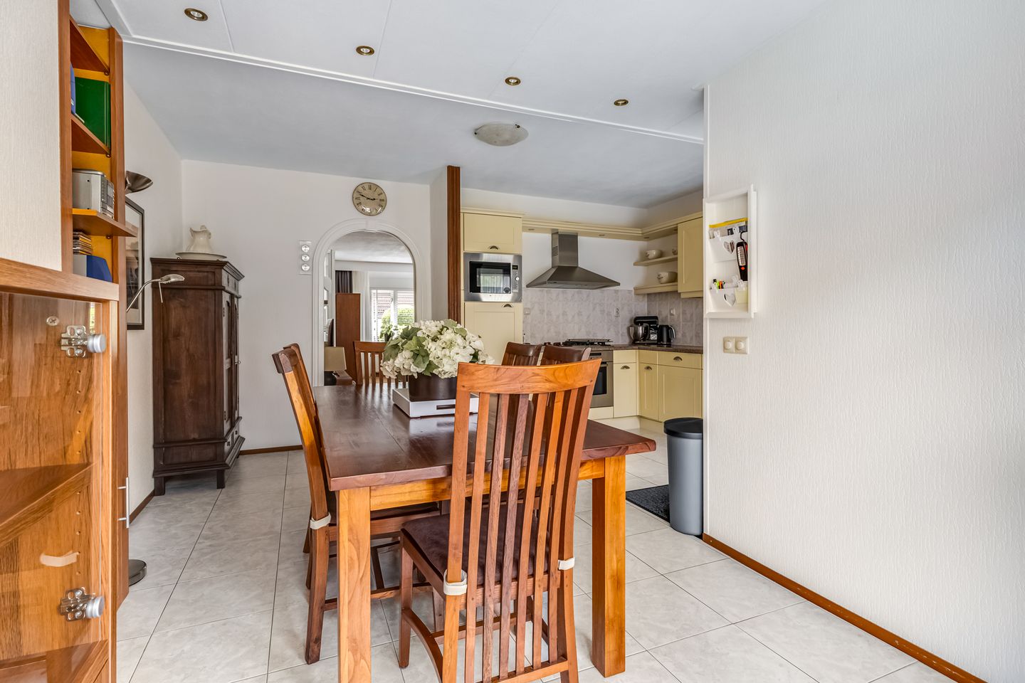 Foto 10 van Veldbeeklaan 12