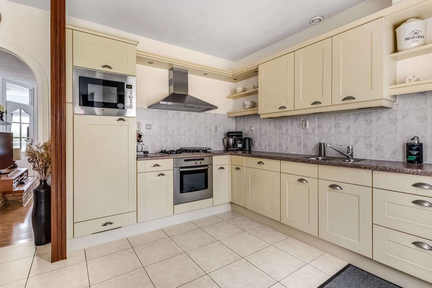 Foto 14 van Veldbeeklaan 12