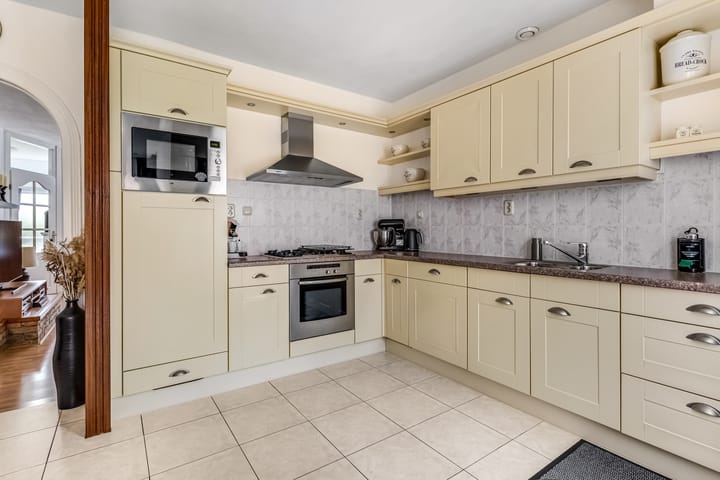 Foto 14 van Veldbeeklaan 12