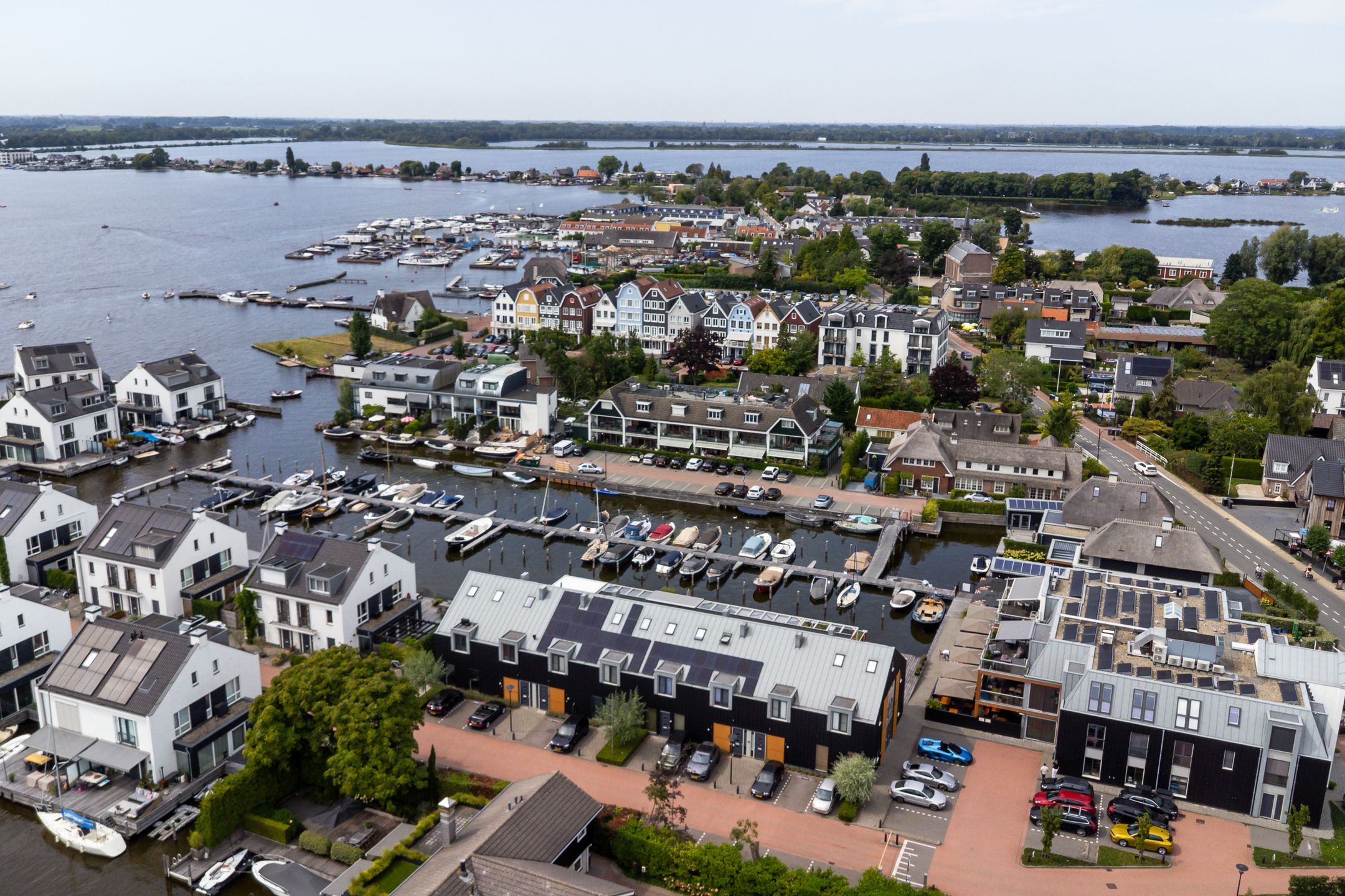 Foto 51 van Oud-Loosdrechtsedijk 207-40