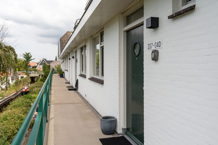 Foto 6 van Oud-Loosdrechtsedijk 207-40