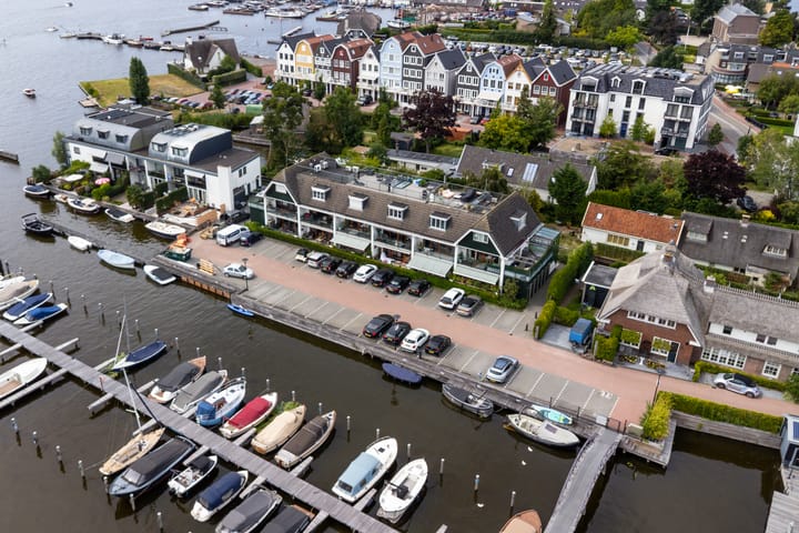 Foto 54 van Oud-Loosdrechtsedijk 207-40