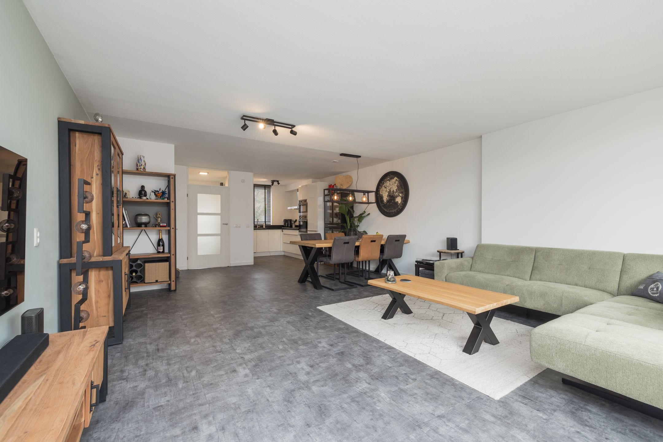 Foto 9 van Jan Wolkerslaan 11