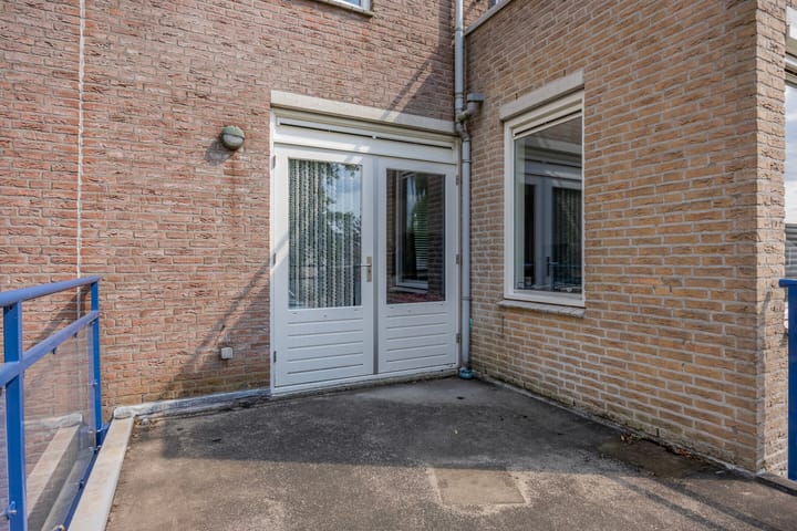 Foto 30 van Baron van Leefdaelstraat 40