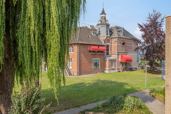 Foto 32 van Baron van Leefdaelstraat 40