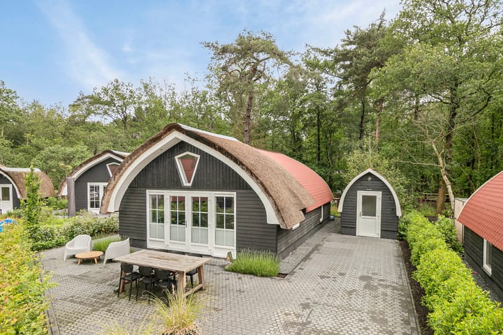 Bergweg 76-R459 main image