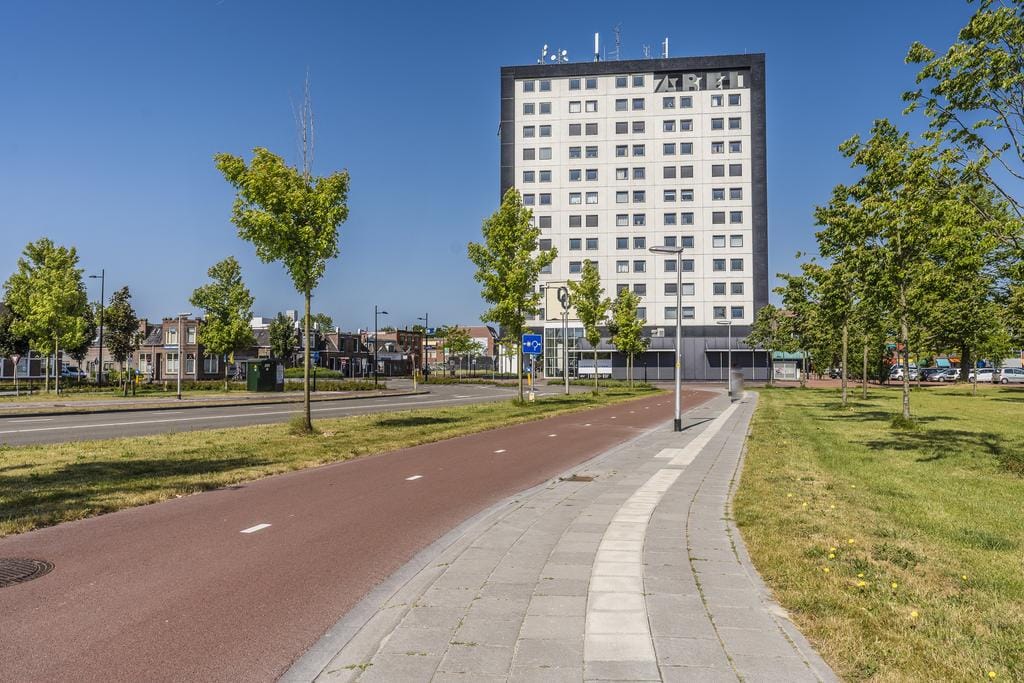 Photo 10 of Abel Tasmanplein 153