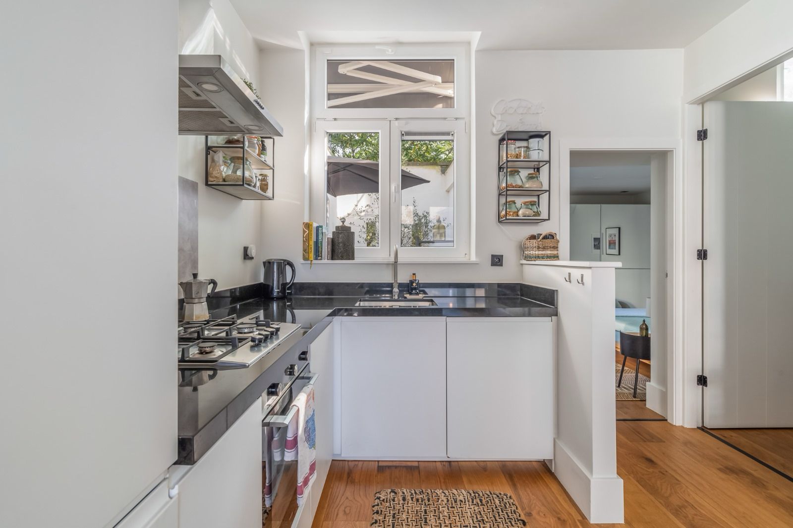 Foto 12 van Van Mierisstraat 32