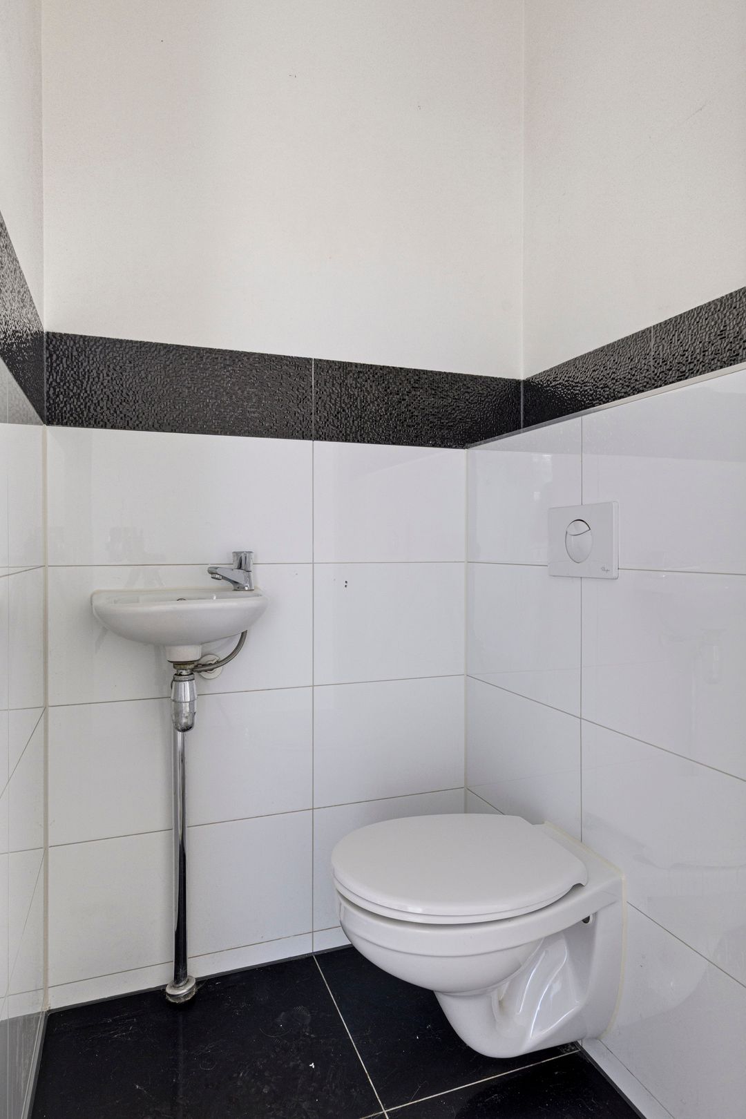 Foto 17 van Wolbrantskerkweg 104-B