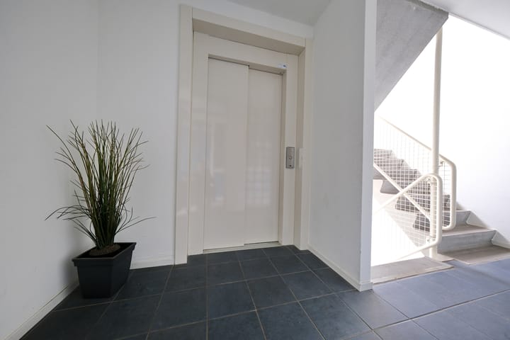 Foto 13 van Telefoonweg 78-6