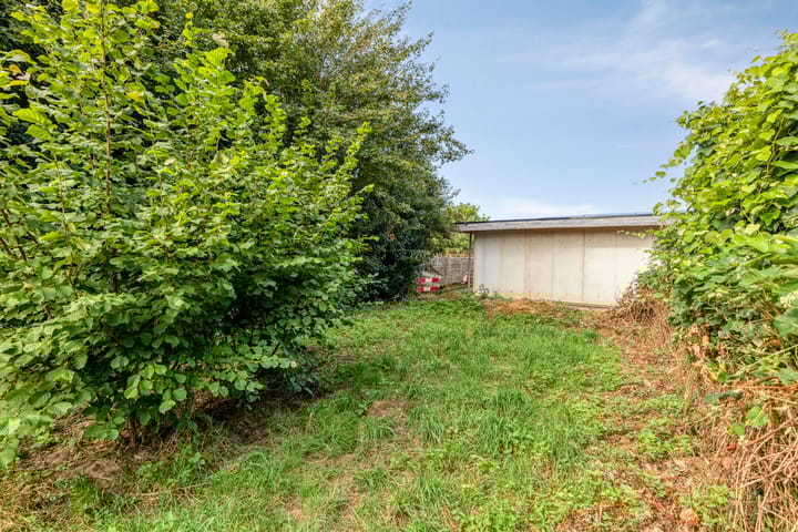 Photo 36 of Genzonweg 1