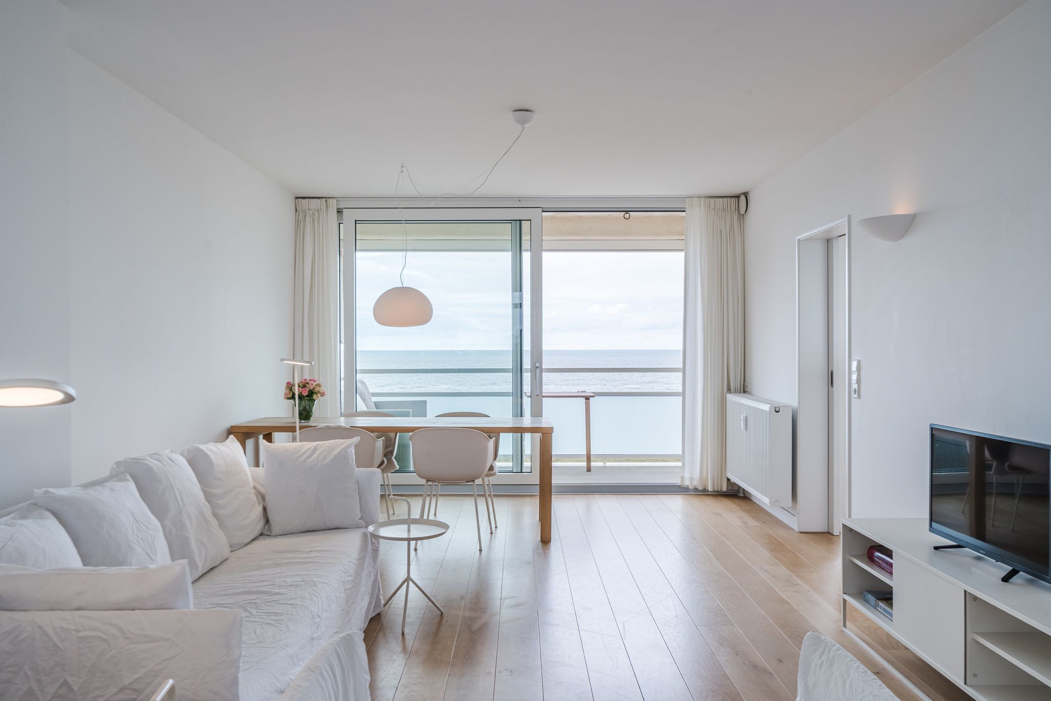 Photo 9 of Kennedyboulevard 170