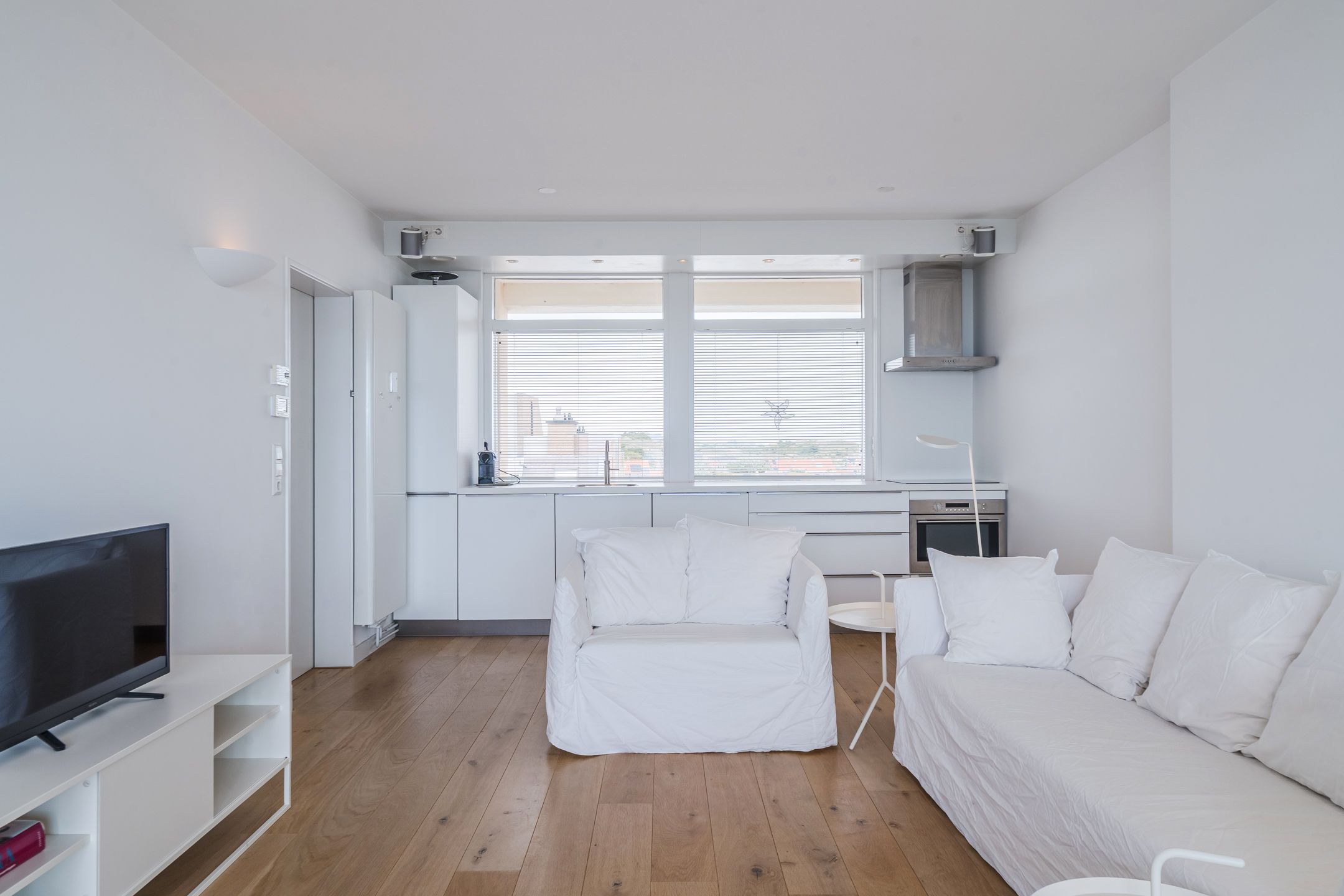 Photo 12 of Kennedyboulevard 170