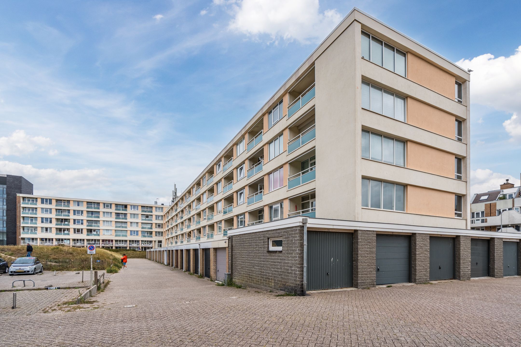 Photo 51 of Kennedyboulevard 170