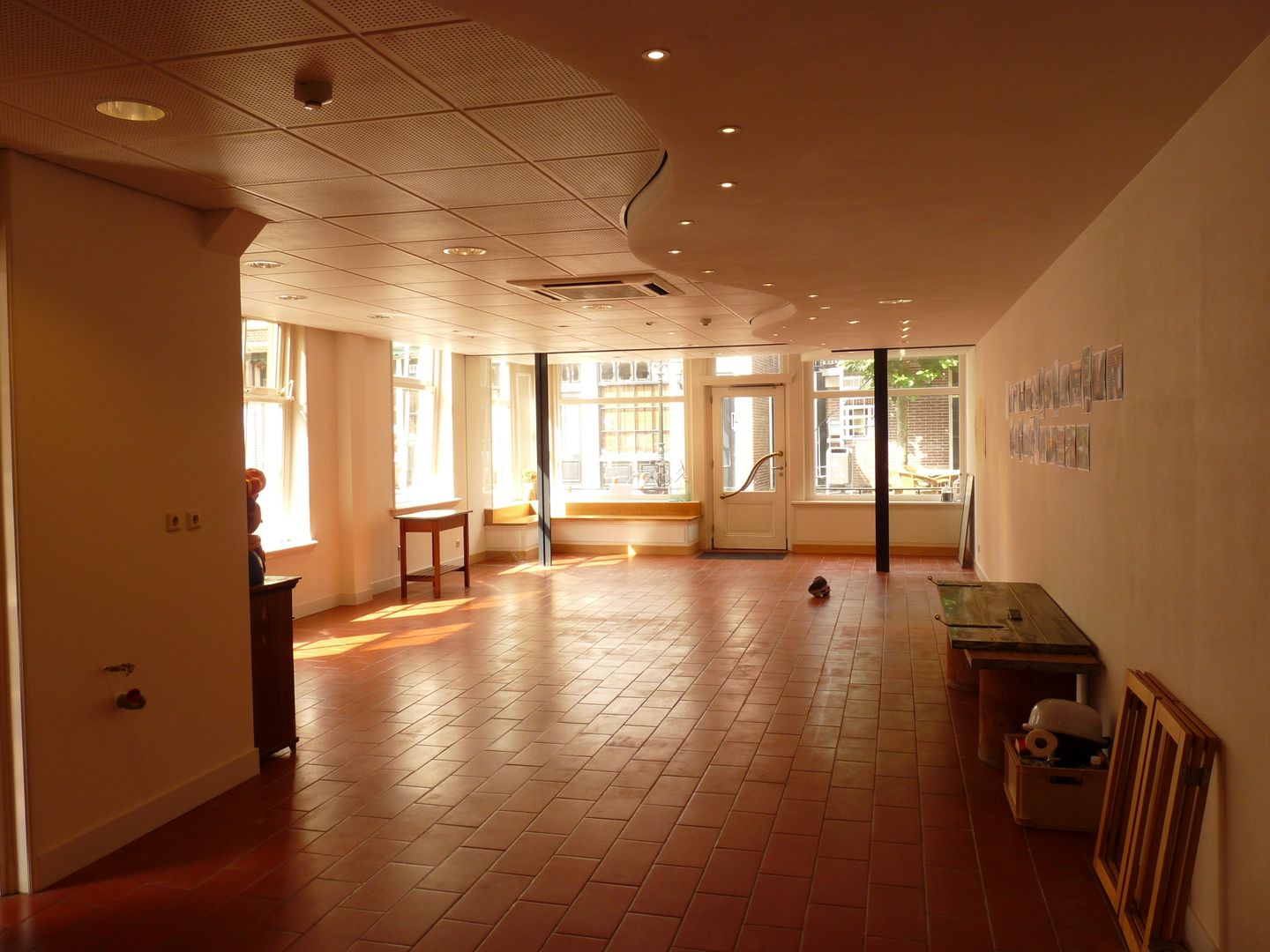 Bekijk foto 2 van Zuiderkerkstraat 1