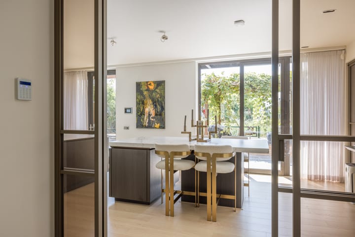 Foto 9 van Mattenbiesstraat 140