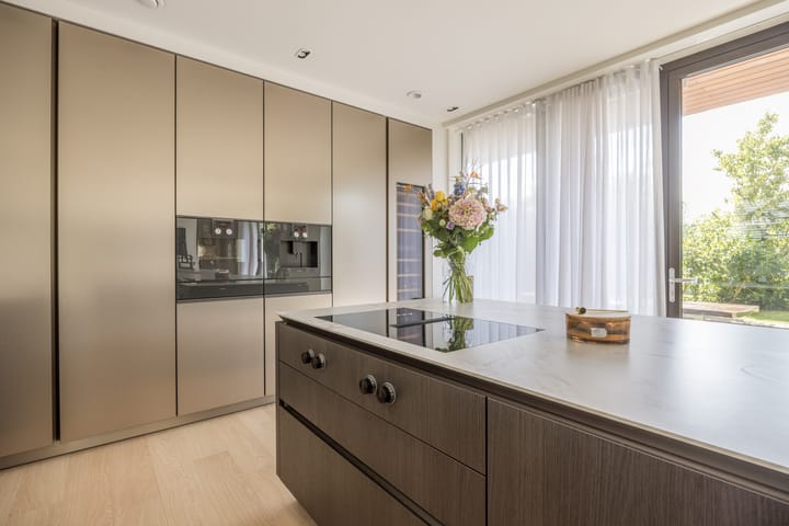 Foto 16 van Mattenbiesstraat 140