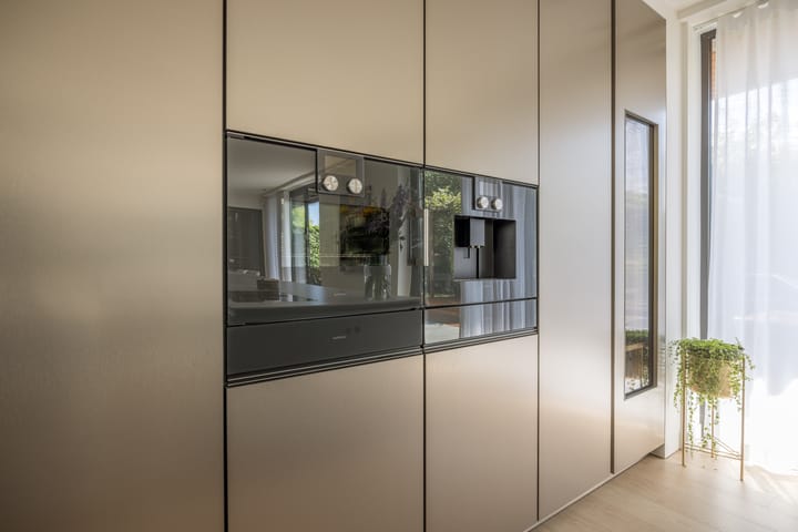 Foto 18 van Mattenbiesstraat 140