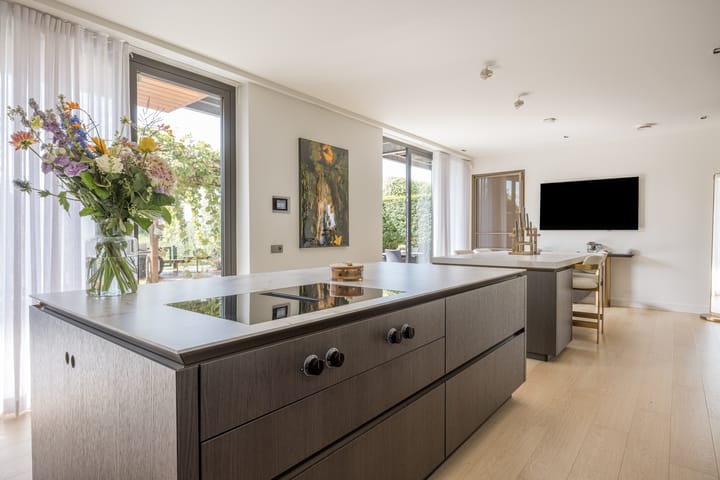 Foto 19 van Mattenbiesstraat 140