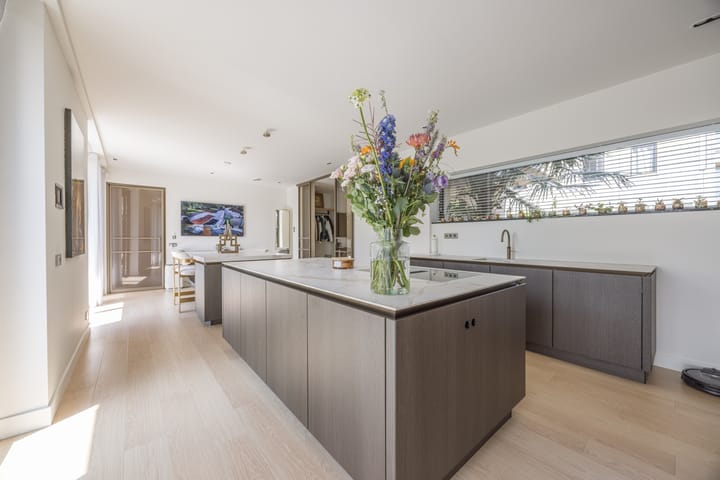 Foto 20 van Mattenbiesstraat 140