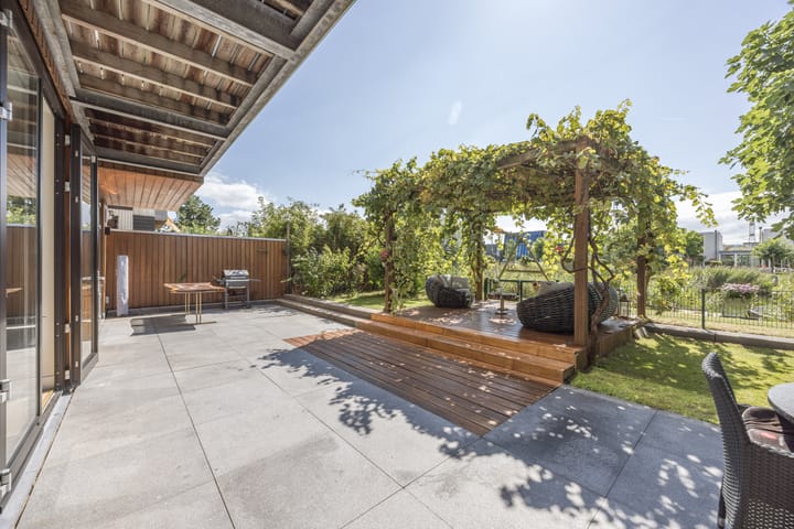 Foto 31 van Mattenbiesstraat 140