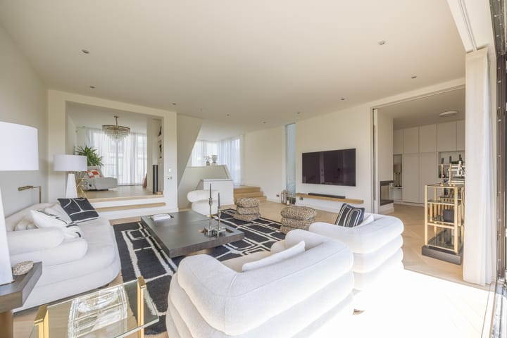 Foto 47 van Mattenbiesstraat 140