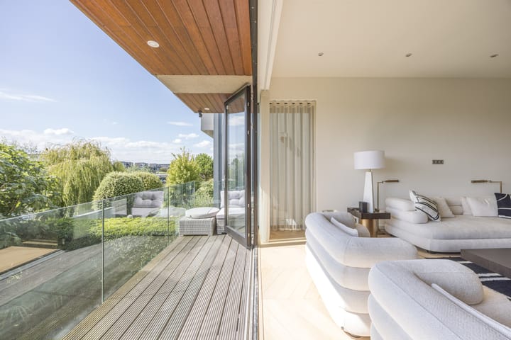 Foto 51 van Mattenbiesstraat 140