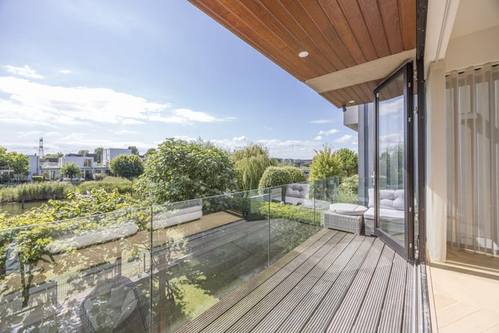 Foto 52 van Mattenbiesstraat 140