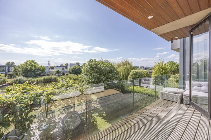 Foto 53 van Mattenbiesstraat 140