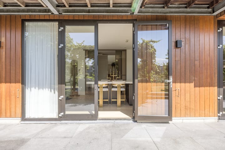 Foto 42 van Mattenbiesstraat 140