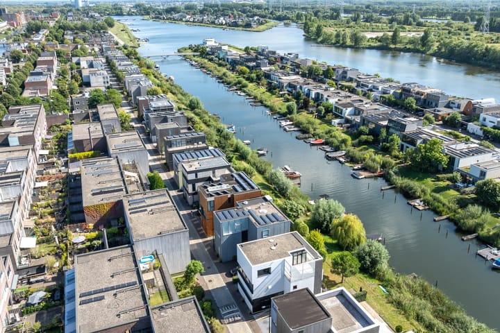 Foto 101 van Mattenbiesstraat 140