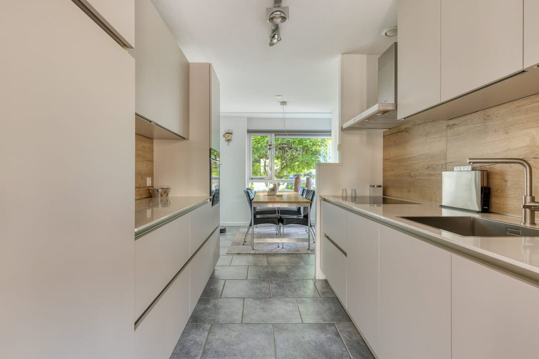 Photo 11 of Cardiffstraat 32