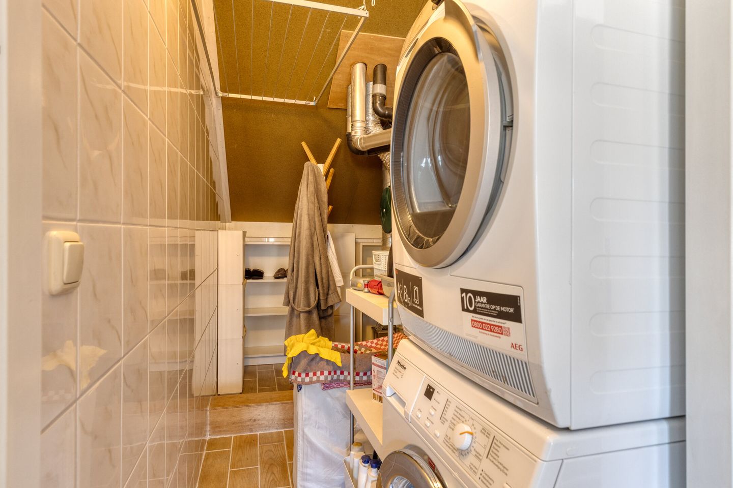 Photo 25 of Cardiffstraat 32