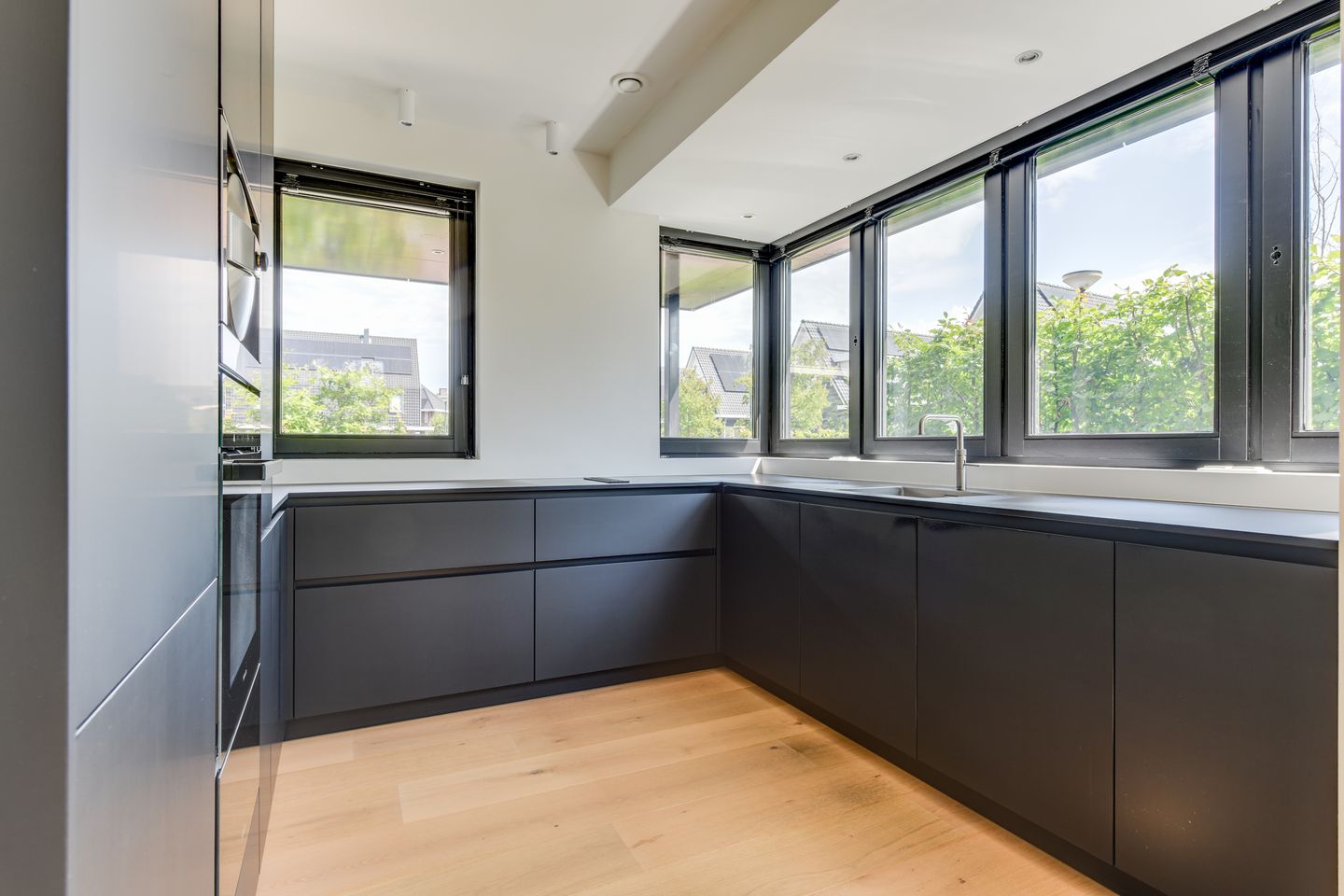 Photo 20 of Sleedoorn 17