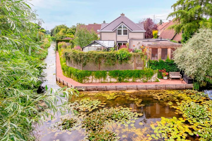 IJsbout 23 main image