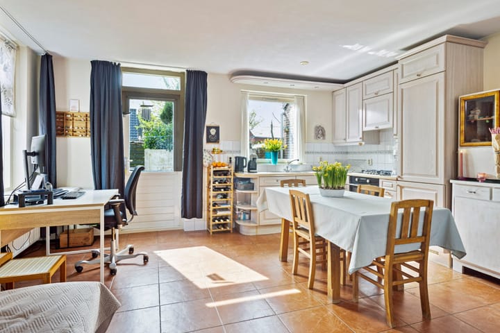 Foto 3 van Klavetterstraat 8