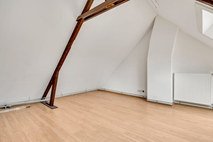 Foto 28 van Biest 108