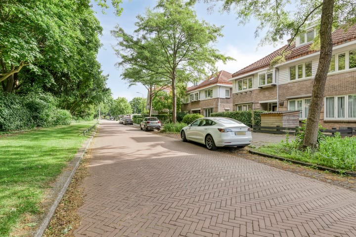 Foto 18 van Rentmeesterslaan 66