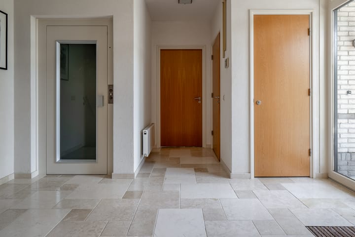 Foto 19 van Witte de Withlaan 9