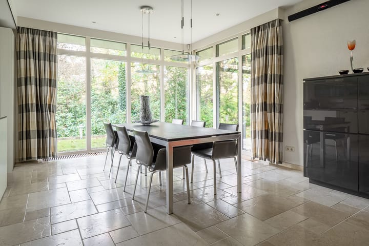 Foto 32 van Witte de Withlaan 9